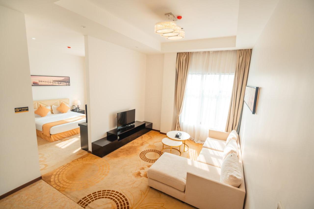 Hotel Sanchaung Rangun Kültér fotó