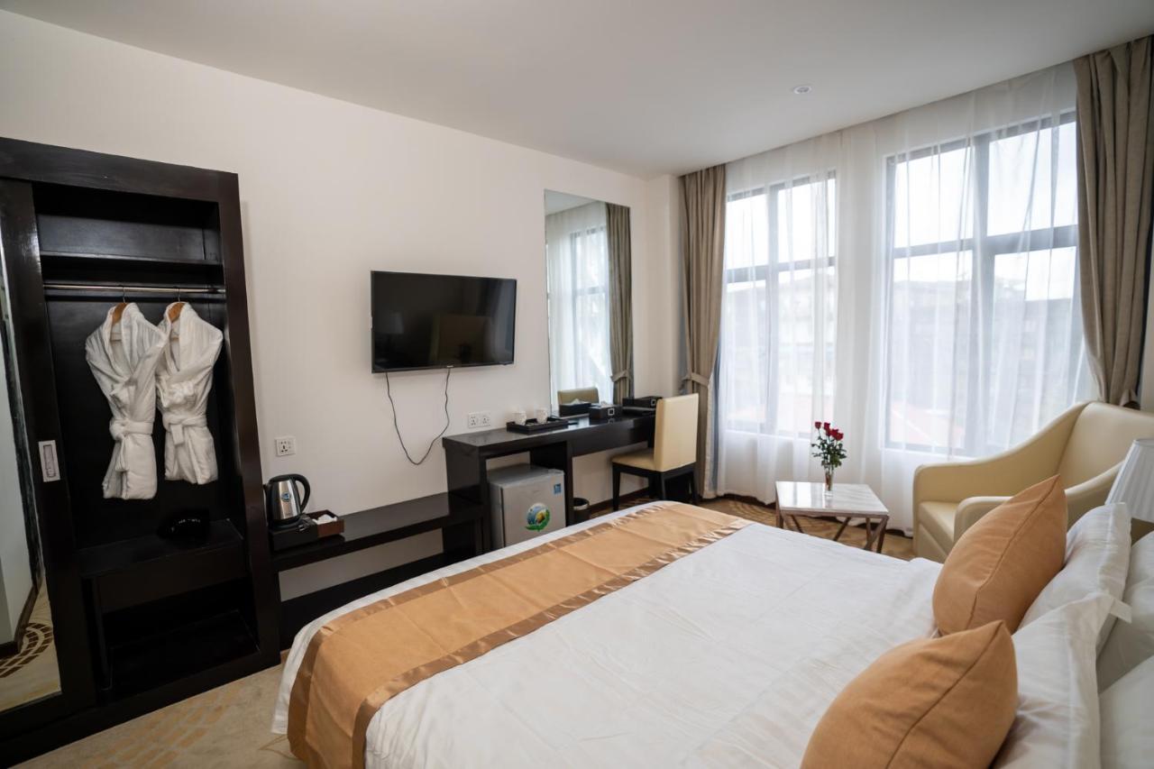 Hotel Sanchaung Rangun Kültér fotó