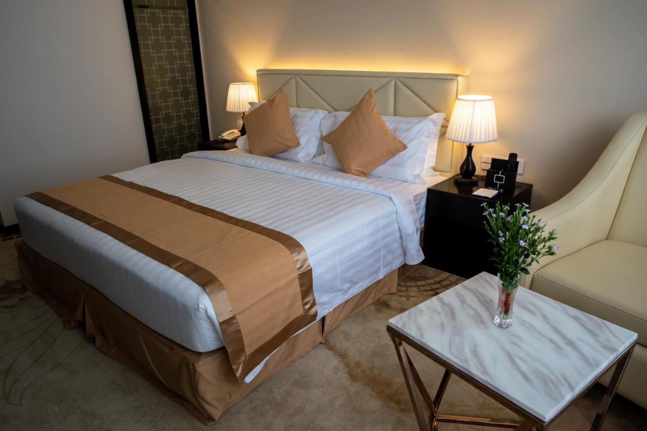 Hotel Sanchaung Rangun Kültér fotó
