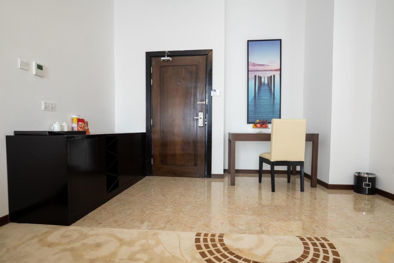Hotel Sanchaung Rangun Kültér fotó